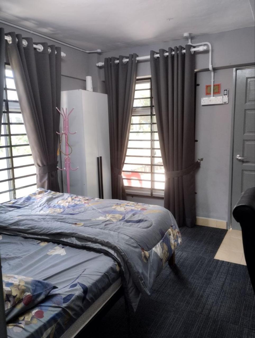 Sh Homestay Кота-Бару Экстерьер фото