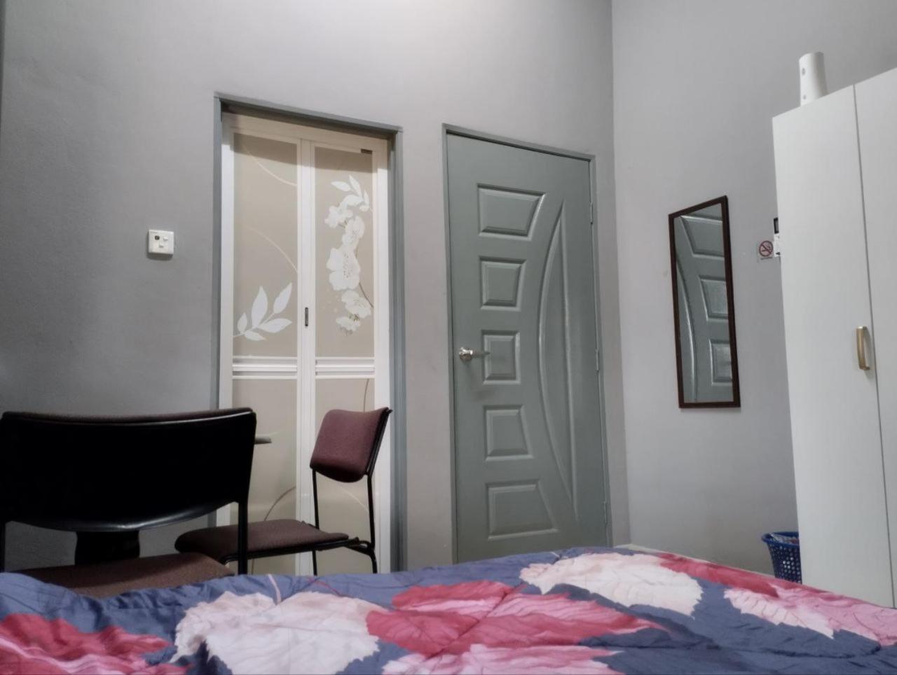 Sh Homestay Кота-Бару Экстерьер фото